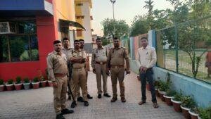 कानपुर10मई2023*मतदान केंद्रों पर पुलिस प्रशासन ने सँभाली सुरक्षा व्यवस्था की जिम्मेदारी।