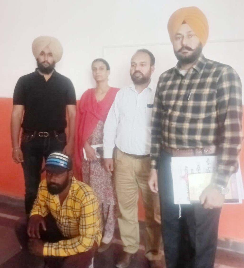 पंजाब12मई23*जीव रक्षा विभाग ने रोज को मारने वाले ट्रैक्टर चालक को काबू किया