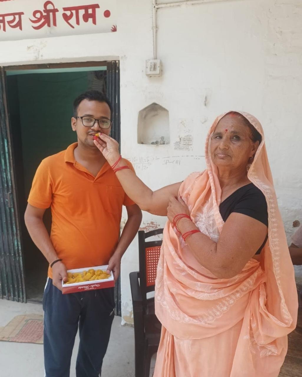 कानपुर15मई23*कस्टम विभाग में शिवराजपुर का युवक बना इंस्पेक्टर कानपुर15मई23*कस्टम विभाग में शिवराजपुर का युवक बना इंस्पेक्टर