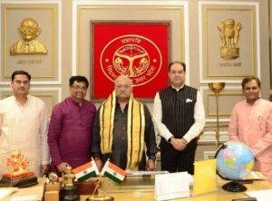 लखनऊ16मई2023*विधान परिषद सभापति कुंवर मानवेन्द्र सिंह एवं अन्य सदस्य के साथ बैठक लखनऊ16मई2023*विधान परिषद सभापति कुंवर मानवेन्द्र सिंह एवं अन्य सदस्य के साथ बैठक