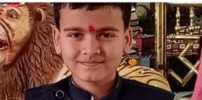 रायबरेली 18 मई 2023*पैसों के लालच में 9 वर्षीय बच्चे की निर्मम हत्या, पुलिस ने नाबालिक को किया गिरफ्तार* रायबरेली 18 मई 2023*पैसों के लालच में 9 वर्षीय बच्चे की निर्मम हत्या, पुलिस ने नाबालिक को किया गिरफ्तार*