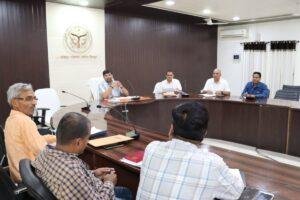 चित्रकूट 19 मई 2023*डीएम की अध्यक्षता में डिस्ट्रिक्ट कोआपरेटिव डेवलपमेंट कमेटी की बैठक कलेक्ट्रेट सभागार में संपन्न। चित्रकूट 19 मई 2023*डीएम की अध्यक्षता में डिस्ट्रिक्ट कोआपरेटिव डेवलपमेंट कमेटी की बैठक कलेक्ट्रेट सभागार में संपन्न।