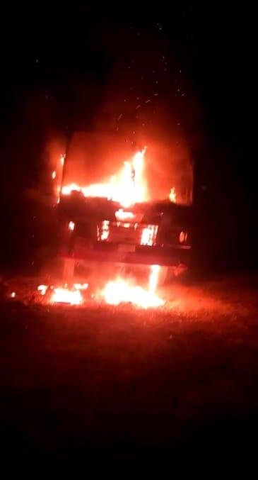 सोनभद्र21मई2023*संदिग्ध हालत में रोडवेज बस में लगी आग