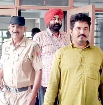 पंजाब26मई2023*307 के आरोपी वरिंद्र कुमार को जेल भेजा पंजाब26मई2023*307 के आरोपी वरिंद्र कुमार को जेल भेजा