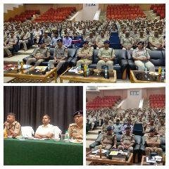 मथुरा02मई2023*सभी अधिकारी/कर्मचारियों की ब्रीफिंग की गयी, उनकी डियूटी के सम्बन्ध में विस्तृत जानकारी दी गयी व आवश्यक दिशा-निर्देश दिये गये ।* मथुरा02मई2023*सभी अधिकारी/कर्मचारियों की ब्रीफिंग की गयी, उनकी डियूटी के सम्बन्ध में विस्तृत जानकारी दी गयी व आवश्यक दिशा-निर्देश दिये गये ।*