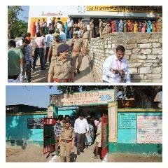 चित्रकूट 11 मई* DM एवं SP द्वारा नगर पालिका कर्वी के पोलिंग बूथों का निरीक्षण किया गया 