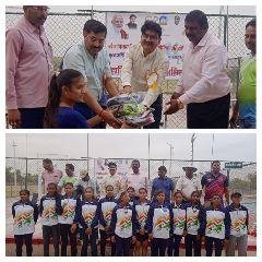 चित्रकूट 16 मई 2023 *खेलो इंडिया सेंट्रल चित्रकूट के खिलाड़ियों को किट वितरण कर उत्साहवर्धन किया गया। चित्रकूट 16 मई 2023 *खेलो इंडिया सेंट्रल चित्रकूट के खिलाड़ियों को किट वितरण कर उत्साहवर्धन किया गया।