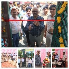 ग्वालियर20मई2023*एडीजीपी ग्वालियर जोन ने रेलवे स्टेशन के सर्कुलेटिंग एरिया में ऑटो प्री-पेड बूथ का किया शुभारंभ* ग्वालियर20मई2023*एडीजीपी ग्वालियर जोन ने रेलवे स्टेशन के सर्कुलेटिंग एरिया में ऑटो प्री-पेड बूथ का किया शुभारंभ*