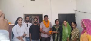 बीकानेर05जून2023*मनोज चौधरी का ओबीसी प्रदेश सचिव बनने पर जिला कॉग्रेस सचिव मुमताज बानो ने किया सम्मान