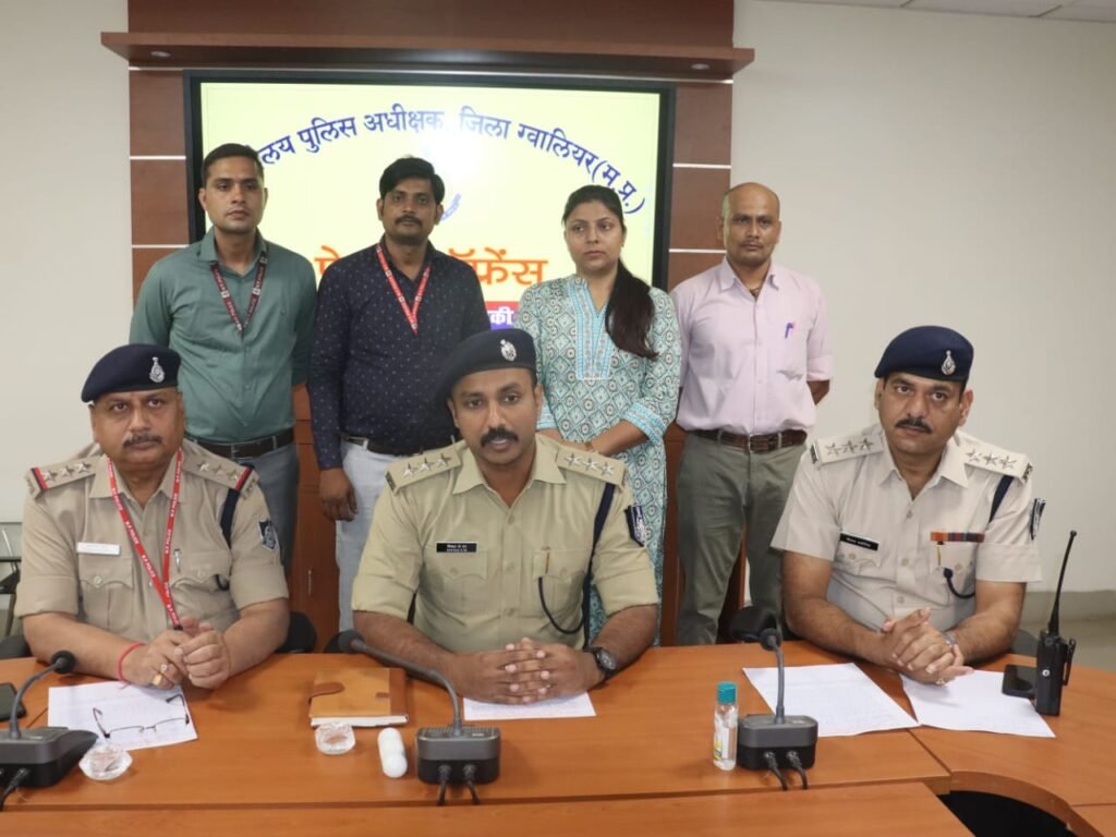ग्वालियर08जून2023*क्राईम ब्रांच एवं थाना कम्पू पुलिस की संयुक्त कार्यवाही* ग्वालियर08जून2023*क्राईम ब्रांच एवं थाना कम्पू पुलिस की संयुक्त कार्यवाही*