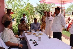 चित्रकूट10जून2023*जिलाधिकारी की अध्यक्षता में थाना मारकुण्डी में समाधान दिवस का आयोजन किया गया*