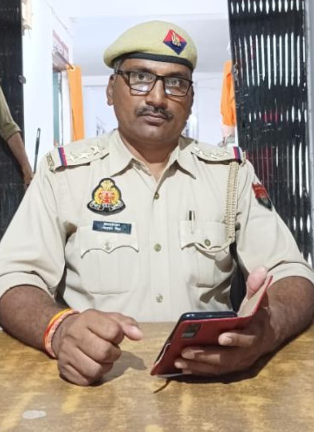 चित्रकूट15जून23*SHO राजापुर ने 07 लोकेशन माफियाओं के विरुद्ध गैंगेस्टर की कार्यवाही की*