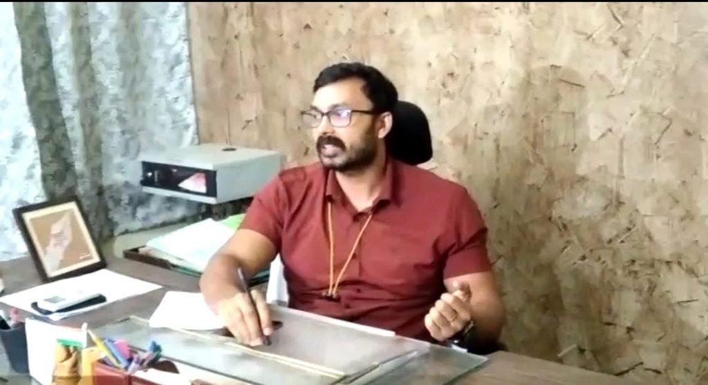 भागलपुर17जून23*विद्युत आपूर्ति क्षेत्र भागलपुर के महाप्रबंधक सह विद्दुत अधीक्षण अभियंता ने कहा स्मार्ट मीटर में कोई गड़बड़ी नहीं*