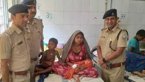 भागलपुर22जून2023*मायागंज अस्पताल से चोरी हुआ बच्चा (नवजात) तीन दिन बाद पुलिस ने झारखंड के गोड्डा से बरामद किया है।