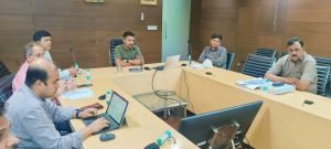 कानपुर27जून2023*कानपुर नगर के समस्त प्रवेश मार्गो के सौन्दर्यीकरण हेतु विभागों के वरिष्ठ अधिकारियों के साथ बैठक की गयी।