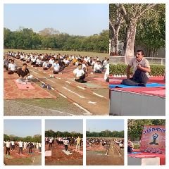 ग्वालियर02मई23*डीआरपी लाईन ग्वालियर में पुलिस अधिकारी व कर्मचारियों ने किया योगा* ग्वालियर02मई23*डीआरपी लाईन ग्वालियर में पुलिस अधिकारी व कर्मचारियों ने किया योगा*