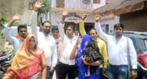 चित्रकूट 13 जून* डीएम से दबंगों की उच्चस्तरीय जांच कर विधिक कार्यवाही की मांग।