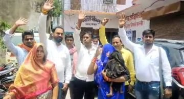 चित्रकूट 13 जून* डीएम से दबंगों की उच्चस्तरीय जांच कर विधिक कार्यवाही की मांग।