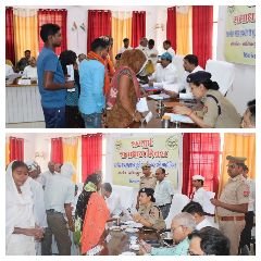 चित्रकूट17जून23*डीएम व एसपी द्वारा सम्पूर्ण समाधान दिवस में फरियादियों की समस्याओं को सुनकर गुणवत्तापूर्ण निस्तारण हेतु सम्बन्धित का निर्देशित किया ।* चित्रकूट17जून23*डीएम व एसपी द्वारा सम्पूर्ण समाधान दिवस में फरियादियों की समस्याओं को सुनकर गुणवत्तापूर्ण निस्तारण हेतु सम्बन्धित का निर्देशित किया ।*