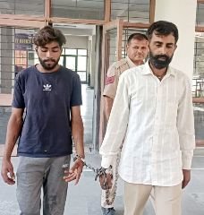 पंजाब 21 जून* नाबालिग लडक़ी को शादी का झांसा देकर भगाने वाले दो आरोपी श्रवण कुमार व रामचंद्र का स्पैशल मेडीकल करवाया गया