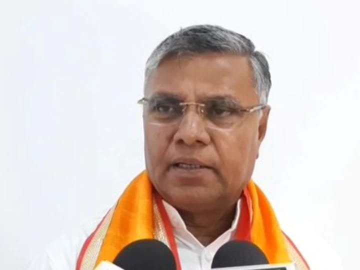 लखनऊ13जुलाई23*ज्योति मौर्या-मनीष दुबे मामले पर बोले होमगार्ड मंत्री