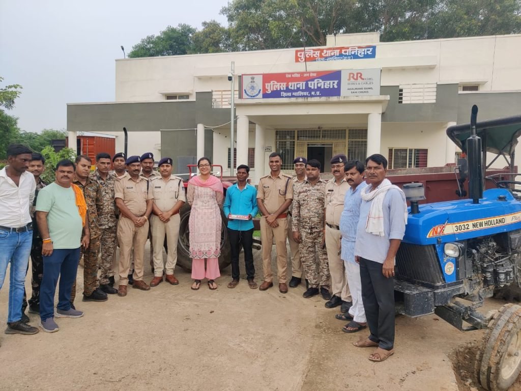 ग्वालियर14जुलाई23*पनिहार थाना क्षेत्र में हुई डकैती में शामिल अंतर्राज्यीय गैंग के फरार तीन और सदस्यों को पुलिस ने किया गिरफ्तार*