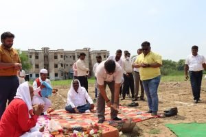 चित्रकूट24जुलाई2023*डीएम अभिषेक आनंद ने भूमि पूजन कर निर्माण कार्य का किया शुभारंभ।