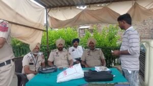 पंजाब 27 जुलाई* ट्रैफिक पुलिस ने मलोट चौक पर काटे चालान