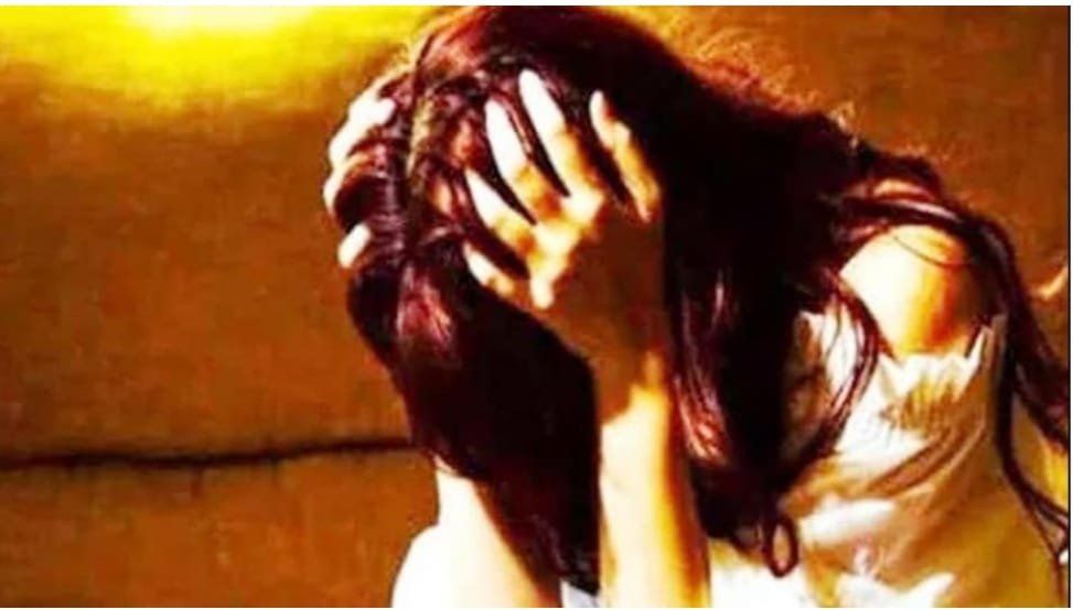 कानपुर नगर04अगस्त23*लव जिहाद में किया नाबालिग हिंदू लड़की से दुष्कर्म l