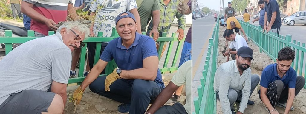 पंजाब 05 अगस्त 2023* सफाई अभियान के दौरान विधायक संदीप जाखड़ ने अपने हाथों से लगाए पौधारोपण पंजाब 05 अगस्त 2023* सफाई अभियान के दौरान विधायक संदीप जाखड़ ने अपने हाथों से लगाए पौधारोपण