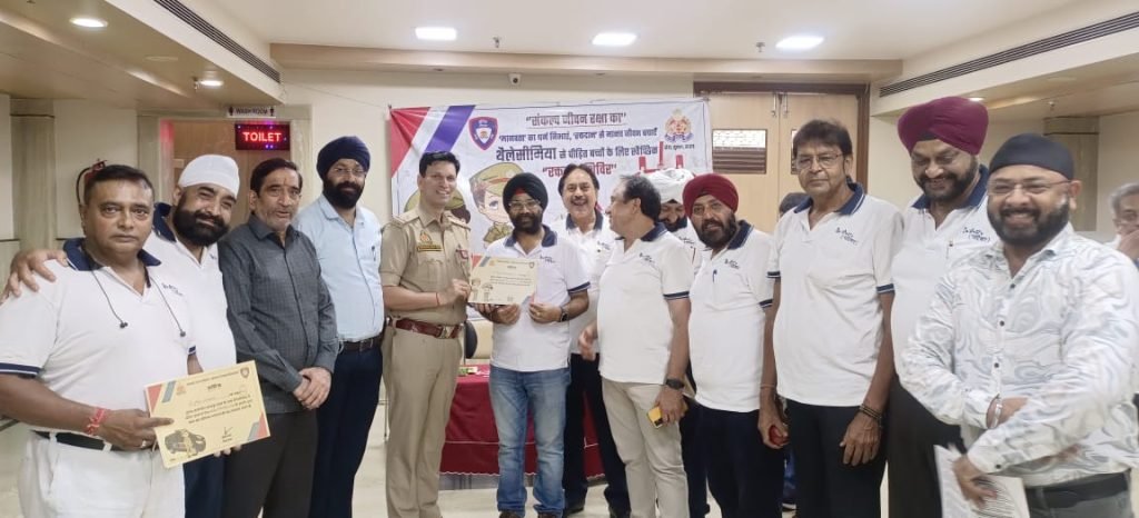 कानपुर06अगस्त23*थैलेसीमिया मरीजों के लिए व्यापारियों व नजीराबाद पुलिस ने किया रक्तदान।