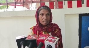 उन्नाव10अगस्त2023*बेटे के हत्यारों को सजा दिलाने के लिए भटक रही मां