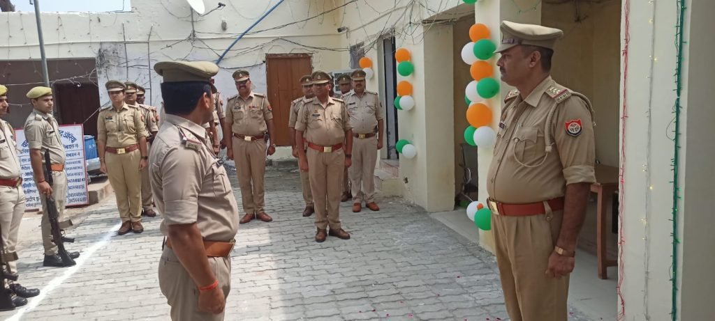 औरैया15अगस्त23*दिबियापुर थाने में बडे हर्सोल्लास के साथ मनाया गया 77वां स्वतंत्रता दिवस*