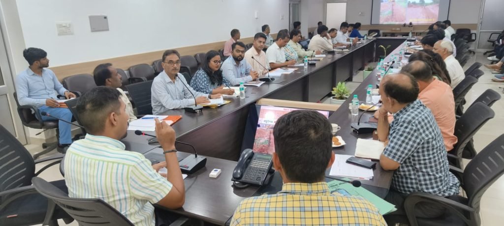 कानपुर18अगस्त23*जनपद के समस्त विकास खंड़ों में 14 अतरिक्त निर्माणाधीन अस्थाई गौवंश आश्रय स्थलों के निर्माण कार्यों की समीक्षा की गई।