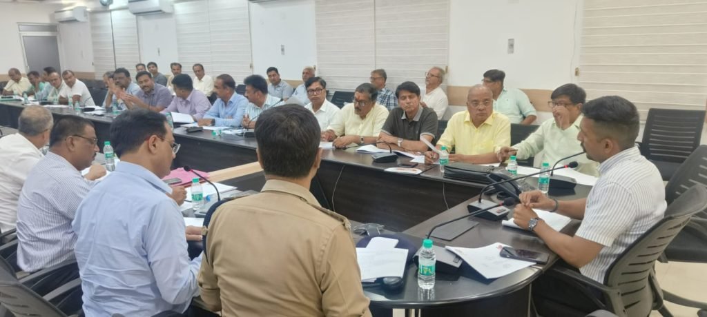 कानपुर21अगस्त23*संचालित उद्योगों की समस्याओं के त्वरित एवं गुणवत्तापूर्ण रूप से निस्तारित करने के उद्देश्य से जिला उद्योग बंधु की बैठक संपन्न हुई