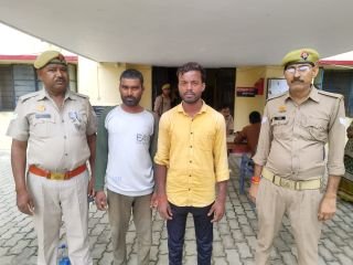चित्रकूट02अगस्त23*थाना मऊ पुलिस ने पुलिस मुजहमत के 02 आरोपी अभियुक्तों गिरफ्तार किया*