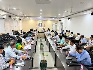 कानपुर09अगस्त23*जिलास्तरीय कमेटी की बैठक अपर जिलाधिकारी (नगर) राजेश कुमार की अध्यक्षता में कलेक्ट्रेट सभागार में आहूत की गयी।