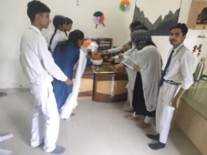 हरदोई12अगस्त23*''मेरी माटी-मेरा देश" ज्ञान योग पब्लिक स्कूल छात्र-छात्राओं ने भरे अमृत कलश,