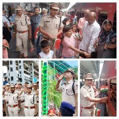 भागलपुर15अगस्त23*77 वा स्वतंत्रता दिवस पर भागलपुर रेलवे स्टेशन के आरपीएफ इंस्पेक्टर ने फहराया राष्ट्रीय ध्वज।