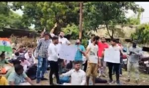 लखनऊ17अगस्त23* Scert ऑफिस में b,ed अभ्यार्थियों का धरना प्रदर्शन