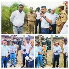 कानपुर नगर18अगस्त23*गंगा नदी के बढ़ते जलस्तर के दृष्टिगत जिलाधिकारी श्री विशाख जी0 द्वारा आज गंगा कटरी क्षेत्र का निरीक्षण किया।