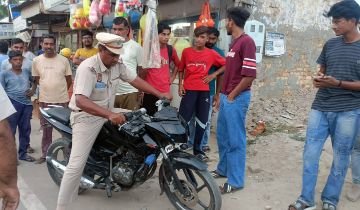 पंजाब 19 अगस्त 2023* नगर थाना 2 की पुलिस ने नाकाबंदी के दौरान बिना नंबरी मोटरसाईकिलों को लिया कब्जे में पंजाब 19 अगस्त 2023* नगर थाना 2 की पुलिस ने नाकाबंदी के दौरान बिना नंबरी मोटरसाईकिलों को लिया कब्जे में