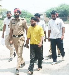 पंजाब 21 अगस्त 2023* खुईयांसरवर पुलिस ने 3 युवकों को 35 ग्राम हैरोइन सहित काबू किया, पुलिस रिमांड पर