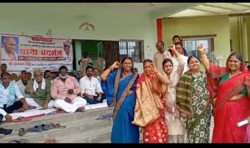 भागलपुर23अगस्त23*19 सूत्री मांगों का ज्ञापन देकर माँग पूरी न होने पर दी उग्र आंदोलन की धमकी।