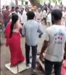 लखनऊ27अगस्त2023*लखनऊ के ऐशबाग मे ठेला लगाकर गुजारा करने वाले परिवार पर चला बुलडोजर!