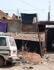 कानपुर नगर29अगस्त2023*उत्तरीपुरा में जी टी रोड किनारे चल रहा है अवैध निर्माण।