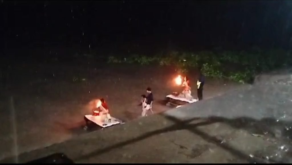 भागलपुर02अगस्त23*श्री बाबा बटेश्वर नाथ महोत्सव मैं होने वाली नित्य प्रतिदिन श्री गंगा महाआरती का अद्भुत नजारा।