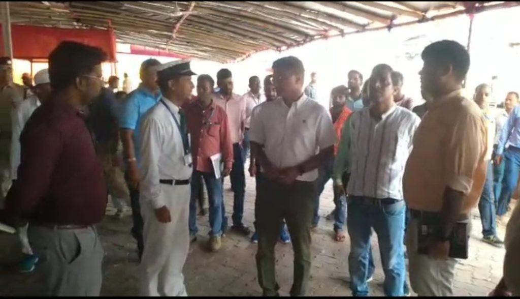 भागलपुर बिहार02अगस्त23*सुल्तानगंजअमृत भारत स्टेशन एवं विश्व श्रावणी मेला को लेकर डीआरएम ने किया निरीक्षण*