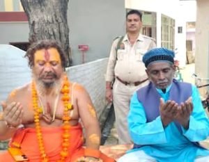 अयोध्या03सितम्बर23*एक देश,एक चुनाव के लिए आचार्य ने जपा मंत्र,अंसारी ने मांगी दुआ,कहा- इससे देश का विकास होगा*