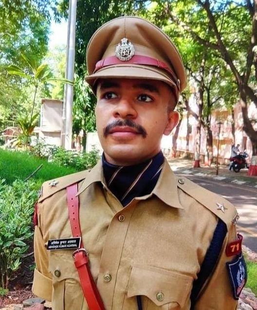 सिद्धार्थनगर05सितम्बर*SP अभिषेक अग्रवाल के नेतृत्व में बड़ी कामयाबी सिद्धार्थनगर05सितम्बर*SP अभिषेक अग्रवाल के नेतृत्व में बड़ी कामयाबी